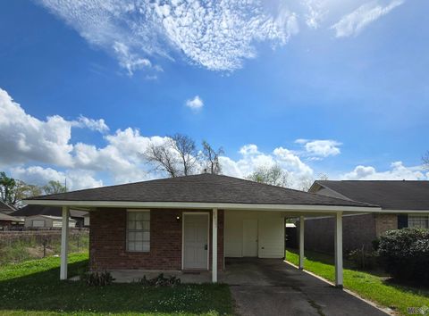 Photo of 8933 Baronne Dr Dr, Baton Rouge, LA 70810 (MLS # BR2026008810)