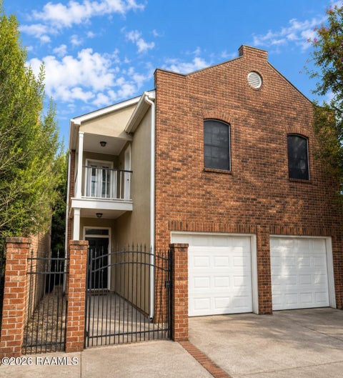 Photo of 134 Ambiance Circle, Lafayette, LA 70508 (MLS # 2600007098)