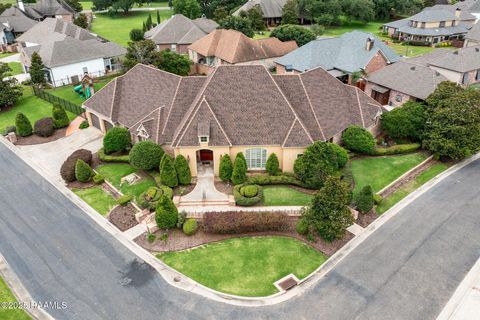 Photo of 2 Carmel Bend, New Iberia, LA 70563 (MLS # 2500000985)