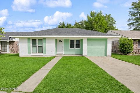 Photo of 614 Paris Street, Lafayette, LA 70506 (MLS # 2600003430)