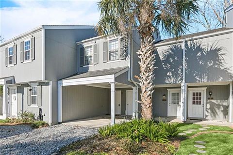 Photo of 4203 Paradis Lane Ln, Kenner, LA 70065 (MLS # NO2541489)