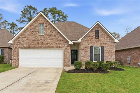 Photo of 809 Jackson Court Ct, Madisonville, LA 70447 (MLS # NO2547396)