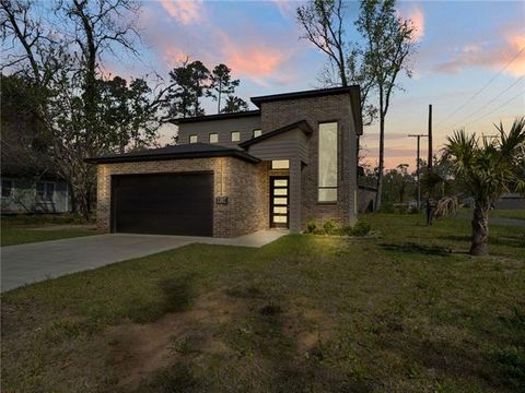 Photo of 1207 Center Street, Winnfield, LA 71483 (MLS # CN2558805)