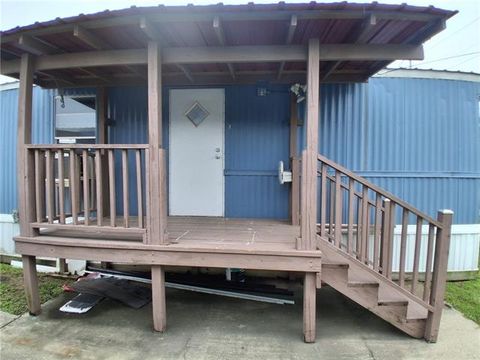 Photo of 1234 Central Avenue Avenue AVE, Westwego, LA 70094 (MLS # NO2557254)