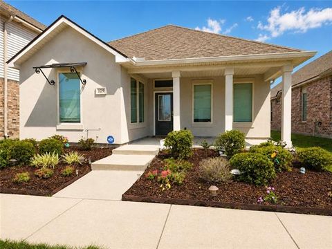Photo of 109 Oak Landing Lane Ln, Slidell, LA 70461 (MLS # NO2556947)