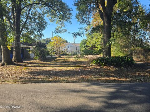 Photo of 112 Oakcrest Drive, Lafayette, LA 70503 (MLS # 2500006828)