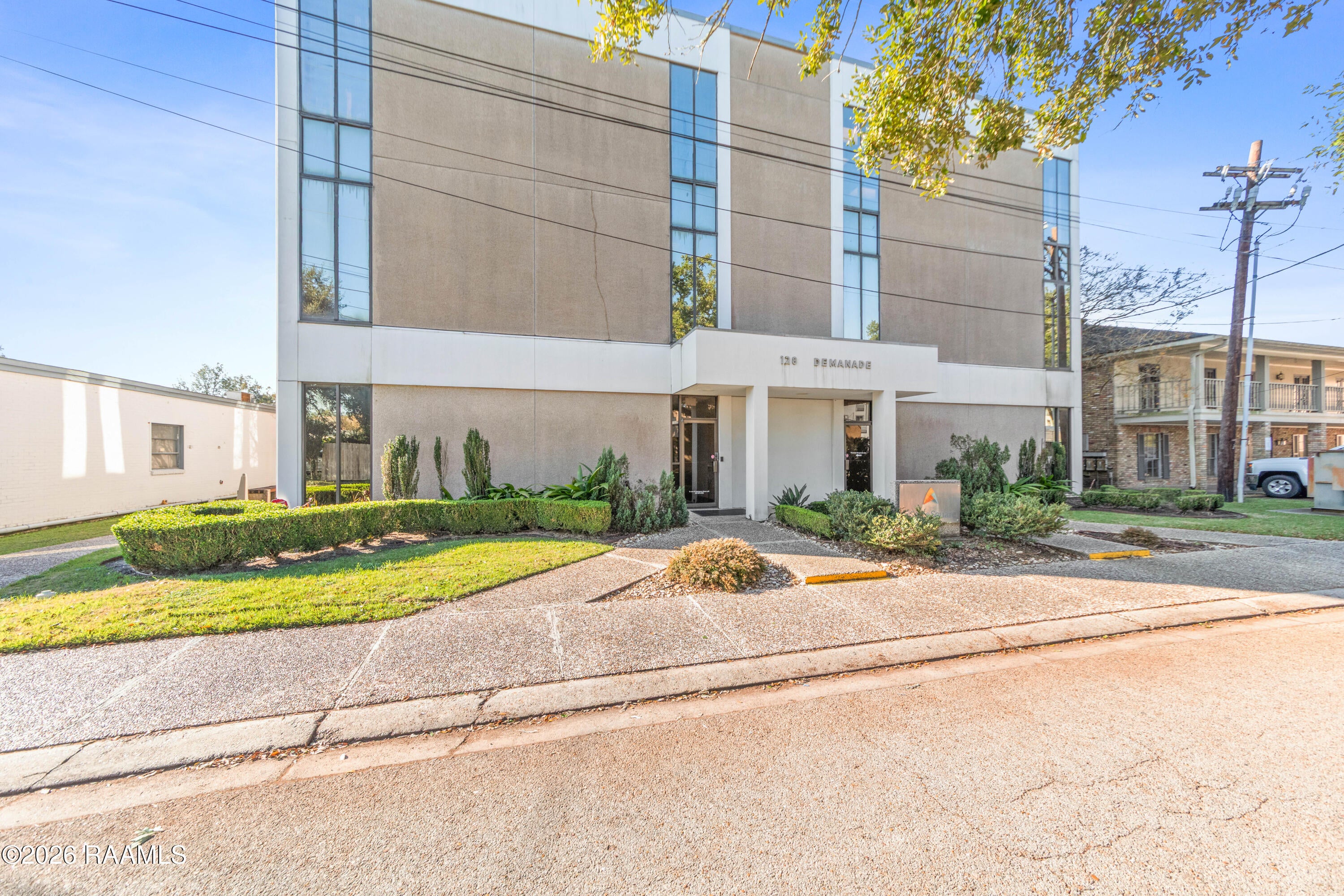 128 Demanade Boulevard