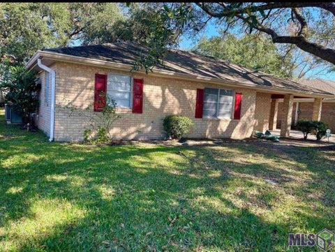 Photo of 809 Old Natalie Drive Dr, Houma, LA 70364 (MLS # BY2026013355)