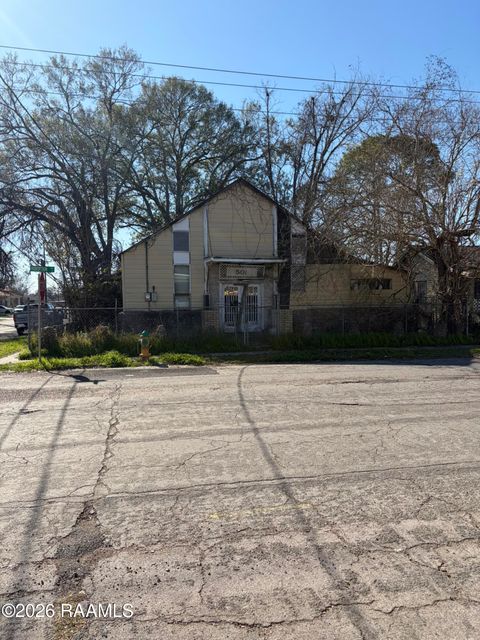 Photo of 501 Robertson Street, New Iberia, LA 70560 (MLS # 2600000440)