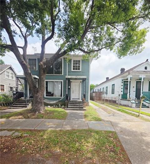 Photo of 1517 Dante Street St, New Orleans, LA 70118 (MLS # NO2552432)
