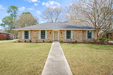 Photo of 4368 Blecker Dr Dr, Baton Rouge, LA 70809 (MLS # BR2026003277)