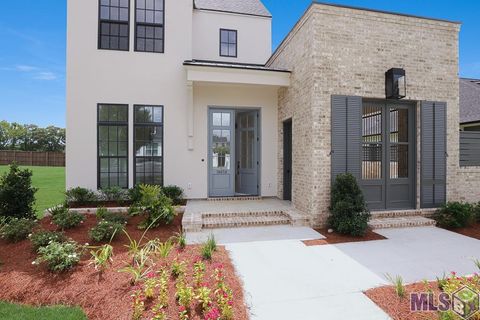 Photo of 18658 Oakland Crossing Blvd Blvd, Prairieville, LA 70769 (MLS # BR2026013046)