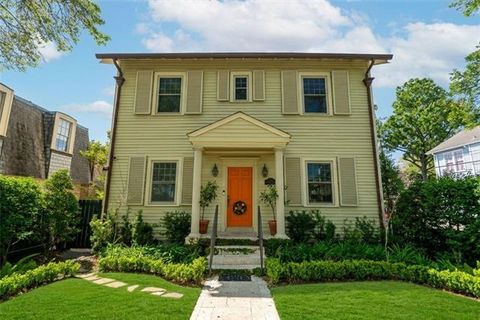 Photo of 2238 Octavia Street St, New Orleans, LA 70115 (MLS # NO2548818)