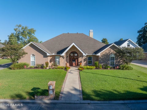 Photo of 1815 Squirrel Run Drive, New Iberia, LA 70560 (MLS # 2600009580)