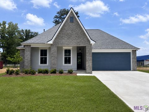 Photo of 29463 Northlake Drive, Denham Springs, LA 70726 (MLS # BR2026012440)