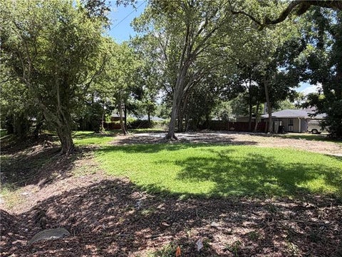 Photo of 100 Maumus Avenue AVE, New Orleans, LA 70131 (MLS # NO2569342)