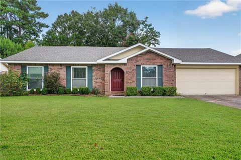 Photo of 328 Crescentwood Loop LOOP, Slidell, LA 70458 (MLS # NO2572306)