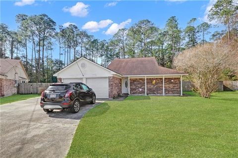 Photo of 523 Drury Lane Ln, Slidell, LA 70460 (MLS # NO2540241)