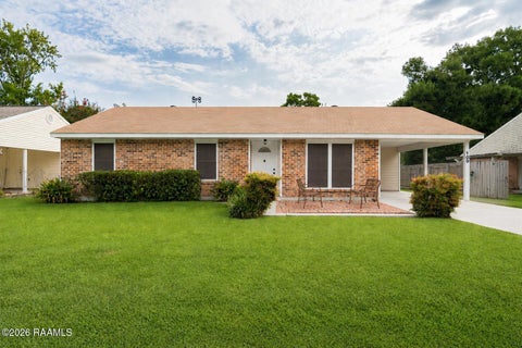 Photo of 109 Drake Drive, Lafayette, LA 70503 (MLS # 2600007294)