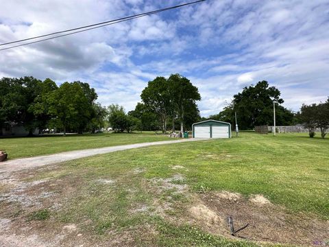 Photo of 16925 Buster Ln, Grosse Tete, LA 70740 (MLS # BY2026007401)