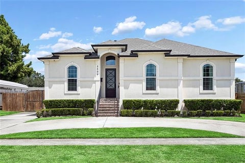 Photo of 2505 Elise Avenue, Metairie, LA 70003 (MLS # NO2569582)