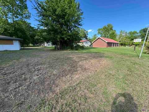 Photo of Lot 19 Avenue B St, Baton Rouge, LA 70807 (MLS # BR2026008369)