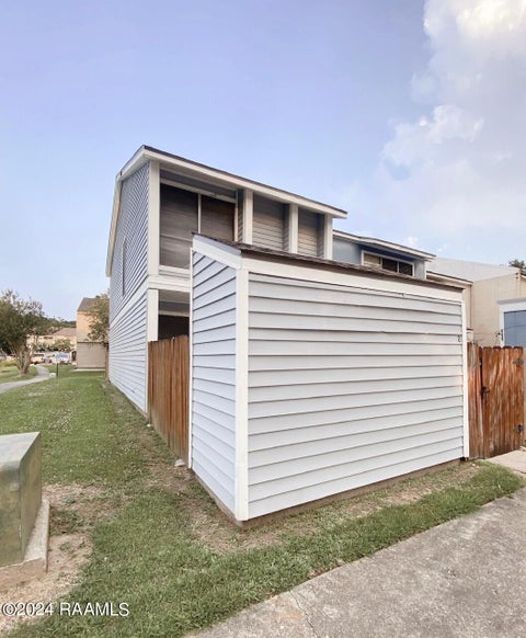 Photo of 2 Trillium Triangle, Lafayette, LA 70507 (MLS # 2600008459)