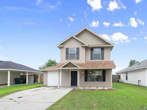 Photo of 23551 Wellington Ave Ave, Denham Springs, LA 70726 (MLS # BR2026008073)