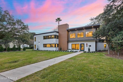 Photo of 1303 Myrtle Place, Lafayette, LA 70506 (MLS # 2500006459)