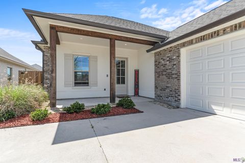 Photo of 5159 Black River Rd Rd, Darrow, LA 70725 (MLS # BR2026006270)