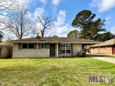 Photo of 9466 Balboa Dr Dr, Baton Rouge, LA 70810 (MLS # BY2026004042)