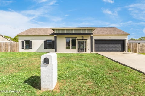 Photo of 261 Percy Drive, Opelousas, LA 70570 (MLS # 2600008962)