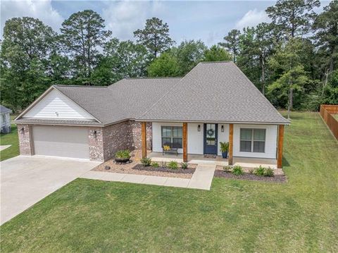 Photo of 4493 Hathern Drive, Pineville, LA 71360 (MLS # CN2554947)