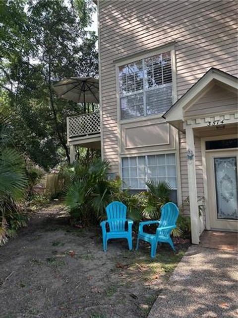 Photo of 3514 Audubon Trace Trce #3514, Jefferson, LA 70121 (MLS # NO2551830)