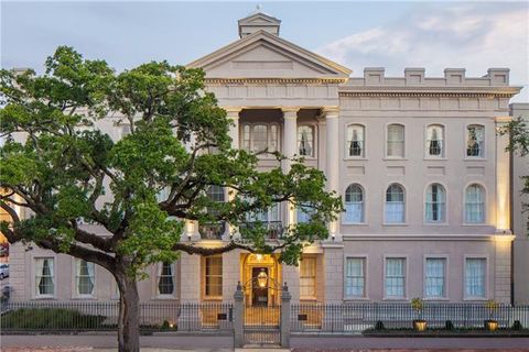 Photo of 1823 Prytania Street St #204, New Orleans, LA 70130 (MLS # NO2545017)