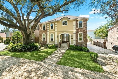 Photo of 5876 Fleur De Lis Drive Dr, New Orleans, LA 70124 (MLS # NO2548794)