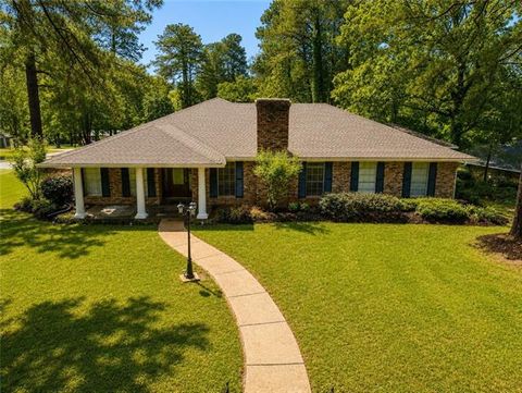 Photo of 102 Tamagin Lane LN, Pineville, LA 71360 (MLS # CN2557676)