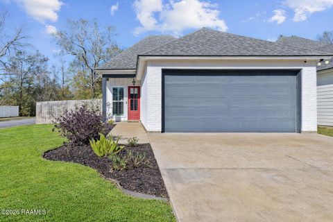 Photo of 134 Twin Meadow Lane Lane, Lafayette, LA 70508 (MLS # 2600000340)