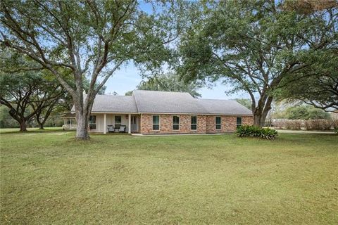 Photo of 82243 Old Military Road, Bush, LA 70431 (MLS # NO2537450)