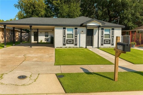 Photo of 7711 Haney Drive DR, New Orleans, LA 70128 (MLS # NO2567754)