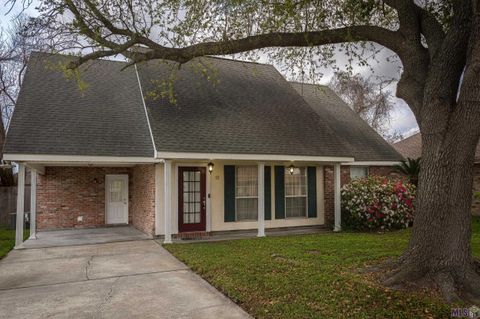 Photo of 12 Cobblestone West, Houma, LA 70360 (MLS # BY2026005377)