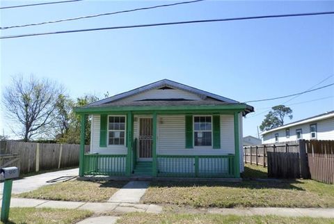 Photo of 4840 Dodt Avenue Ave, New Orleans, LA 70126 (MLS # NO2548854)
