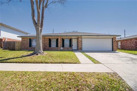 Photo of 1612 E Frisco Drive Dr, Laplace, LA 70068 (MLS # NO2545625)