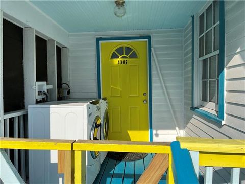 Photo of 4309 Palmyra Street St, New Orleans, LA 70119 (MLS # NO2543885)