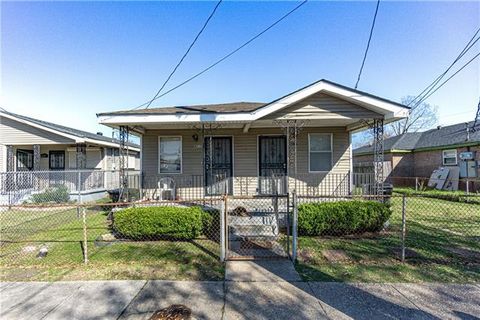 Photo of 4707-09 Haydel Street St, New Orleans, LA 70126 (MLS # NO2543984)