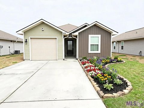 Photo of 5663 Magnolia De Percy Dr, Carville, LA 70721 (MLS # BR2026002999)