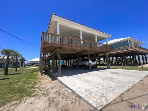 Photo of 2397 Highway 1, Grand Isle, LA 70358 (MLS # BY2026006398)