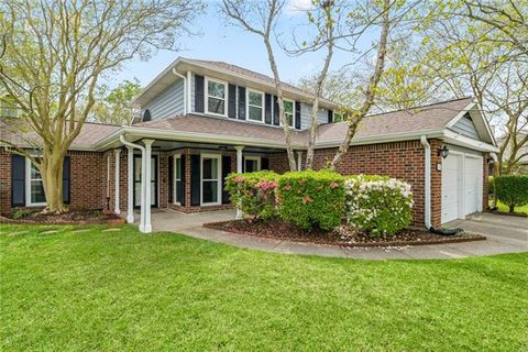 Photo of 102 Circlewood Court Ct, Slidell, LA 70461 (MLS # NO2549654)