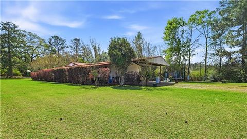 Photo of 220 Elwood Road Rd, Forest Hill, LA 71430 (MLS # CN2547814)