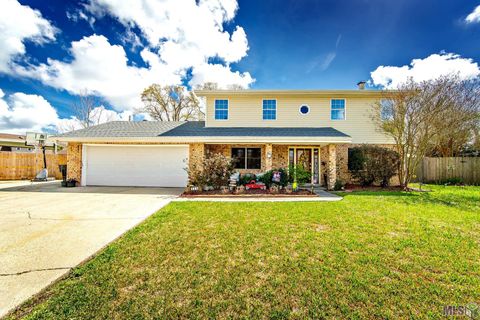 Photo of 924 Eagle Dr Dr, Houma, LA 70364 (MLS # BY2026004155)